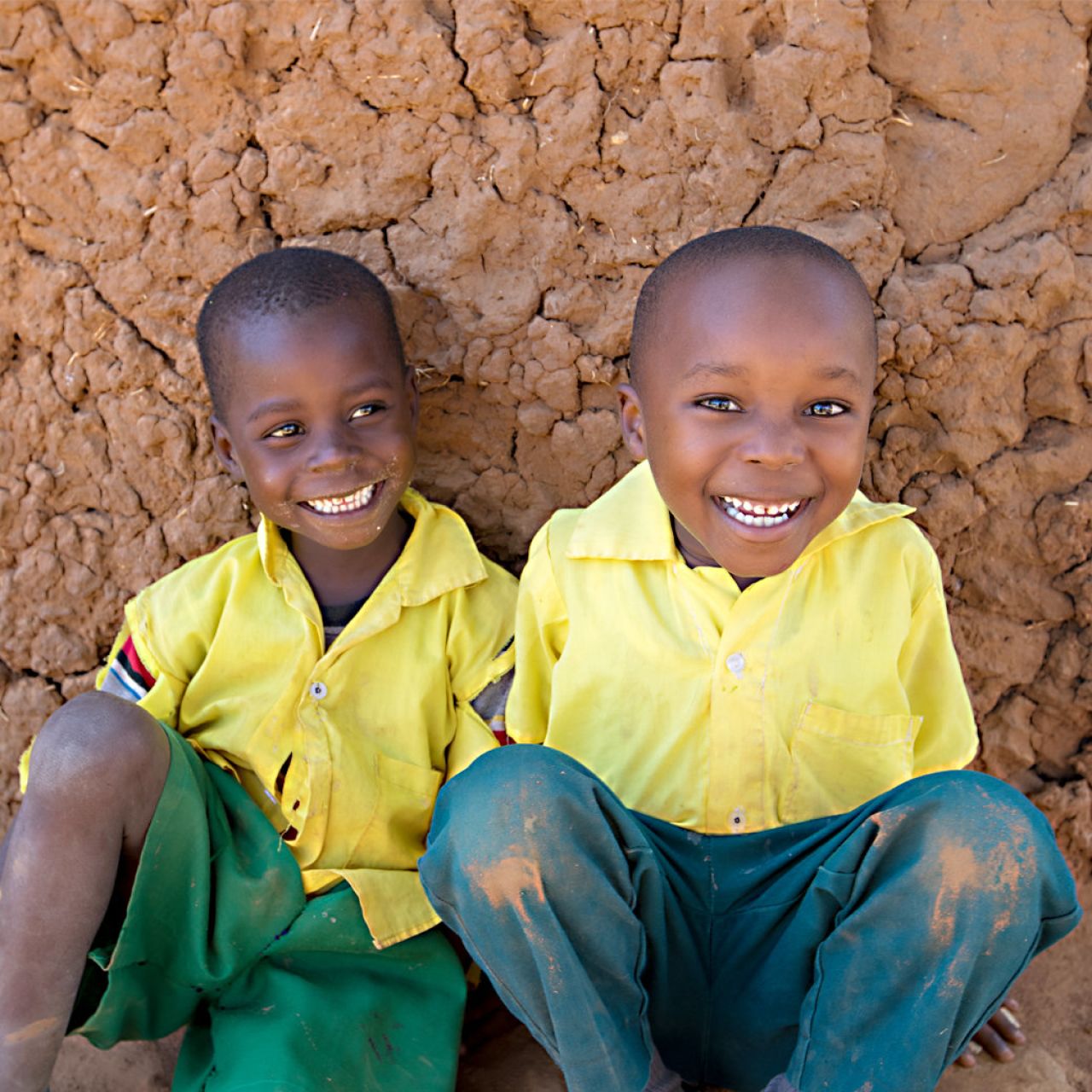 Smile Mud Wall 1040 Square